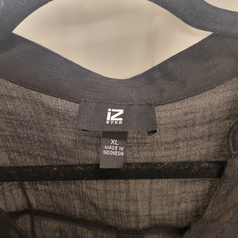 Women's blouse - Picture 2 of 3